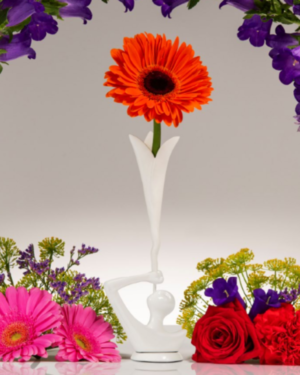 de Loftrompet met bloem beeld wit