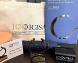 Een bijzonder gebaar dat blijft hangen: Kunstpakket voor ICISA in het Kurhaus
