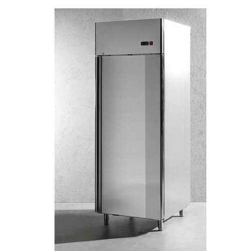 Hendi Szafa chłodnicza 1-drzwiowa Profi Line | 670L | 3x GN2/1 | -2/+8°C | 730x845x(H)2130 mm Hendi Szafa chłodnicza 1-drzwiowa Profi Line | 670L | 3x GN2/1 | -2/+8°C | 730x845x(H)2130 mm
