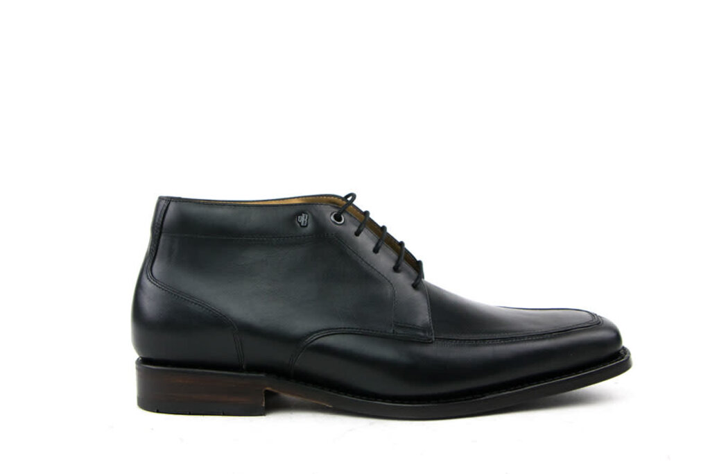 Van Bommel Van Bommel Lace-Up Black Calf