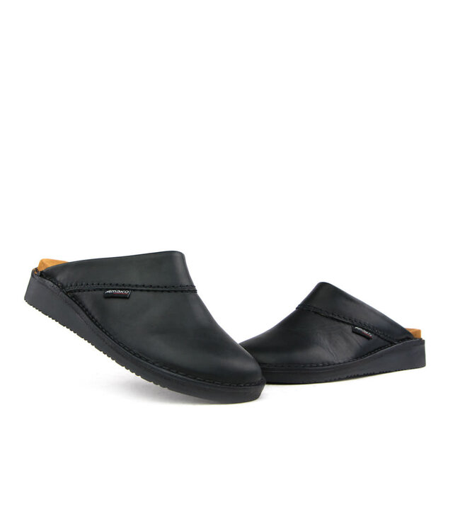 Amako Swedish Slipper Black