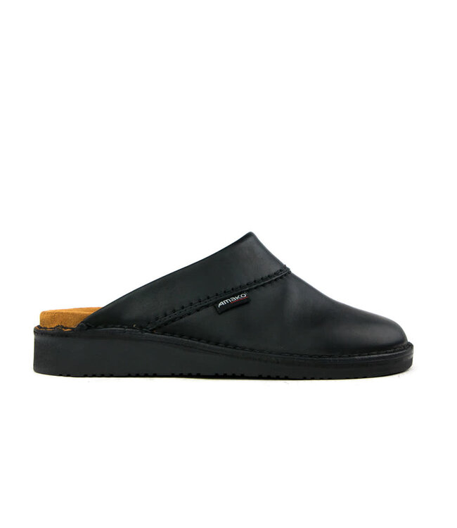 Amako Swedish Slipper Black