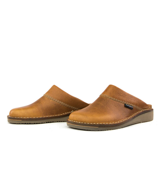 Amako Swedish Slipper Cognac
