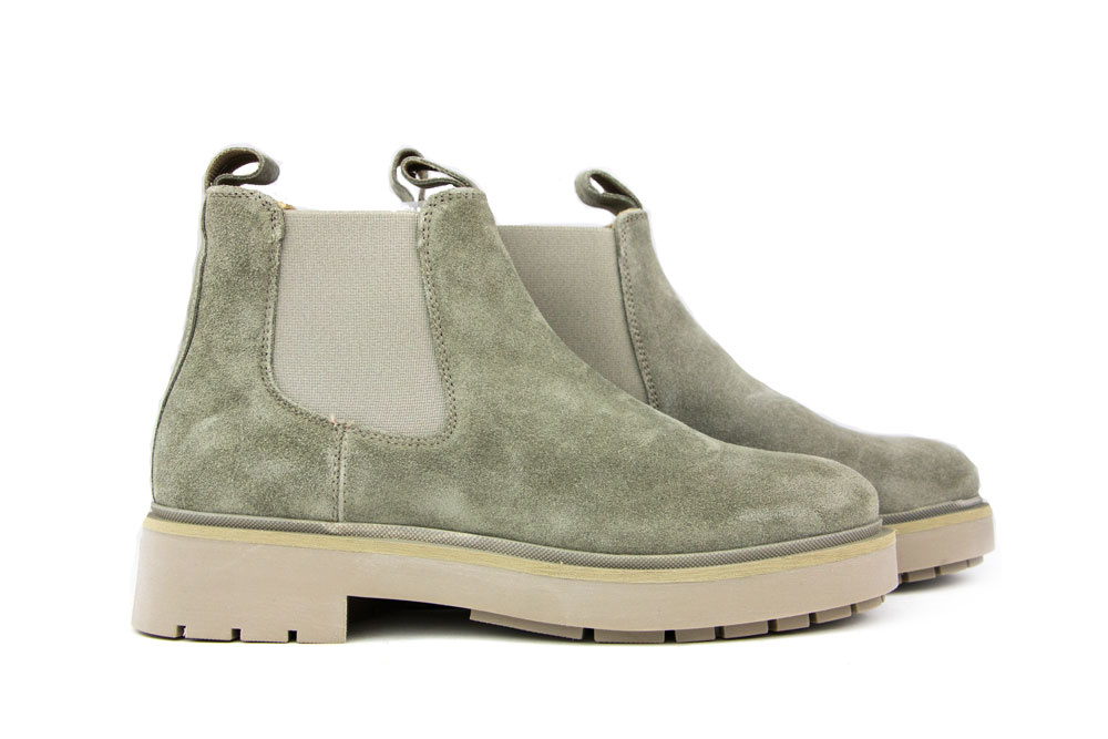 Chelsea Boots