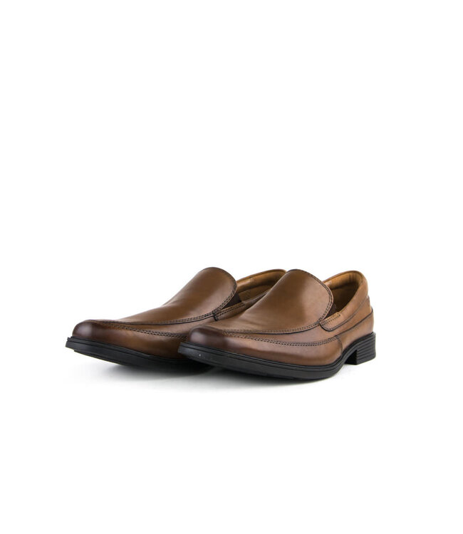 Clarks Tilden Free Dark Tan Leather