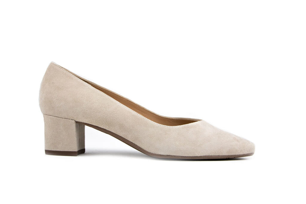 Peter Kaiser Peter Kaiser Pump Selmi Sand Suede