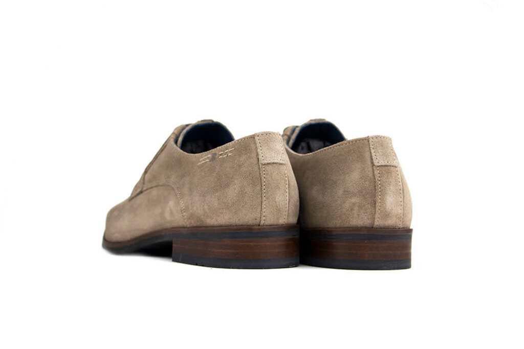 Tan deals suede shoes