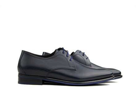 Floris van Bommel Floris van Bommel De Stapper 43.02 Darkblue Floris van Bommel Floris van Bommel De Stapper 43.02 Darkblue