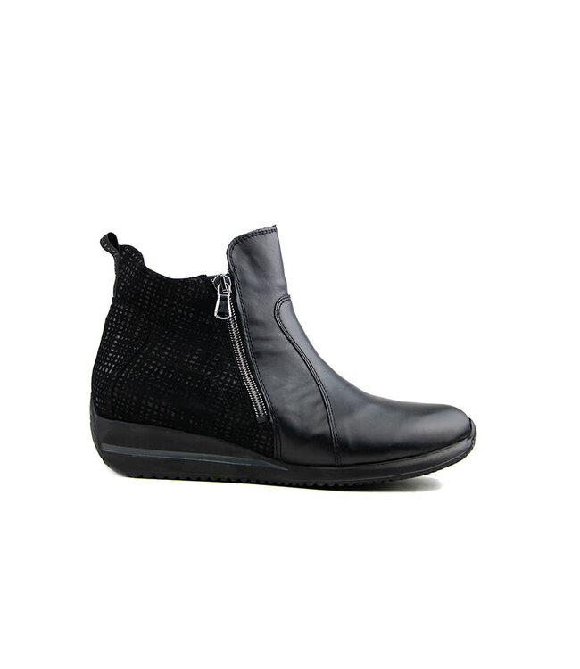 Waldlaufer Stiefelette Himona Schwarz