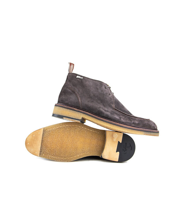 Floris van Bommel De Tanker 01.13 D.Brown