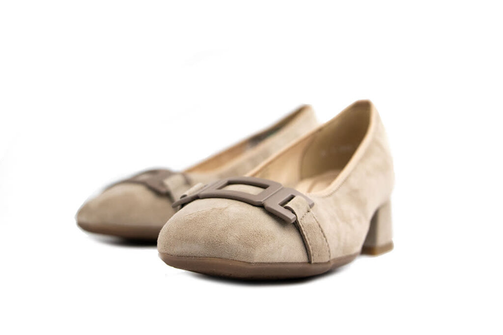 Ara Ara Pump Sand Suede