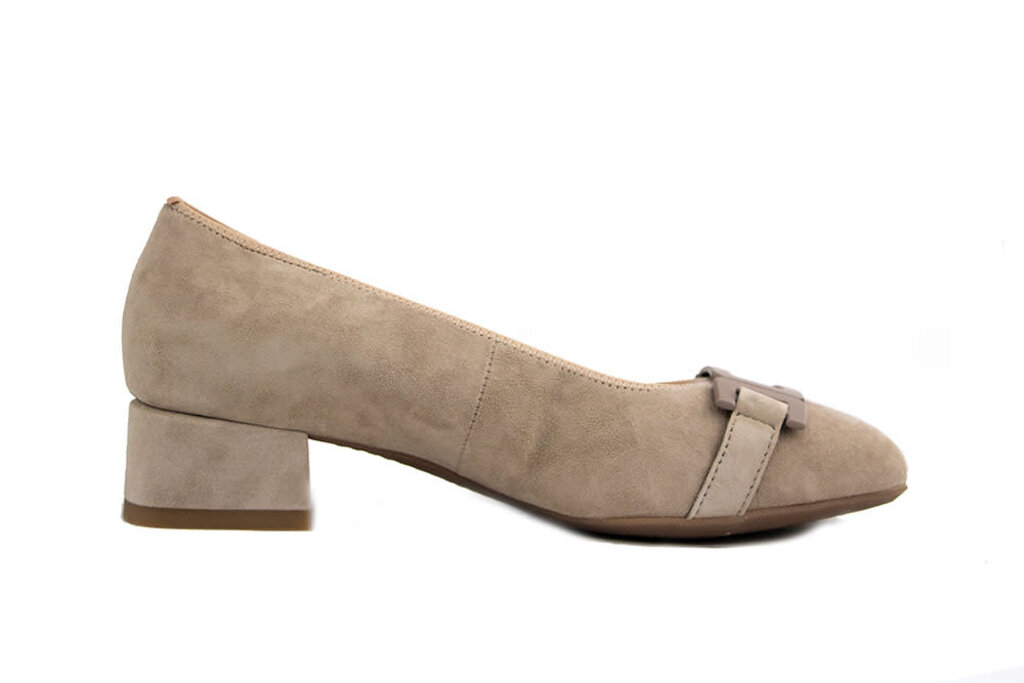 Ara Ara Pump Sand Suede