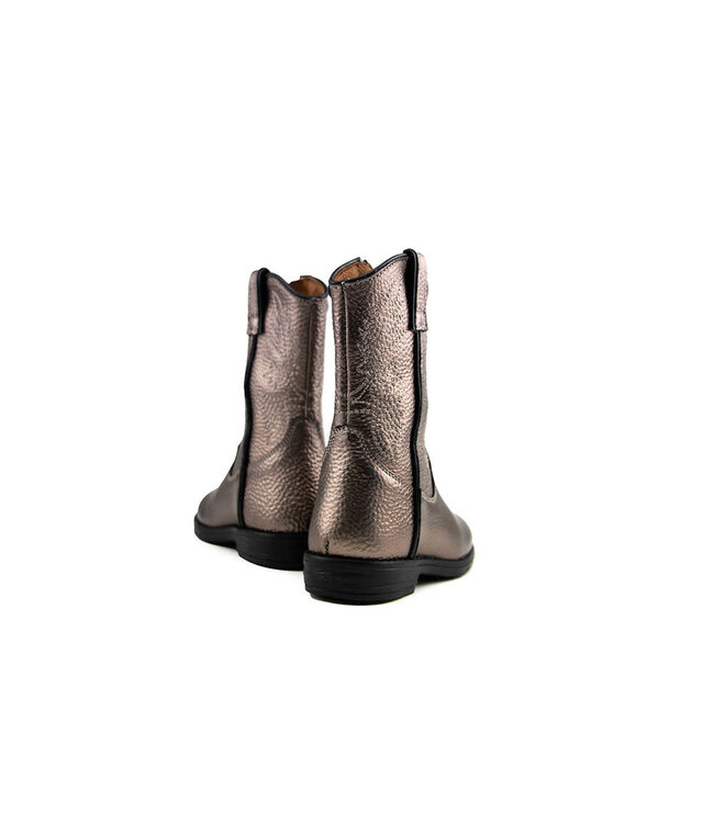 Red Rag Western Boot Bronze Metal