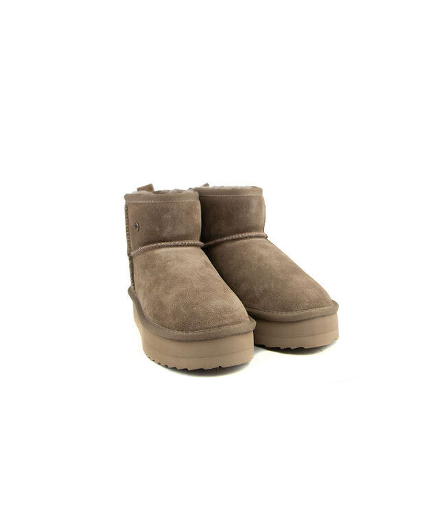Warmbat Wallaby Plateau Mud Suede