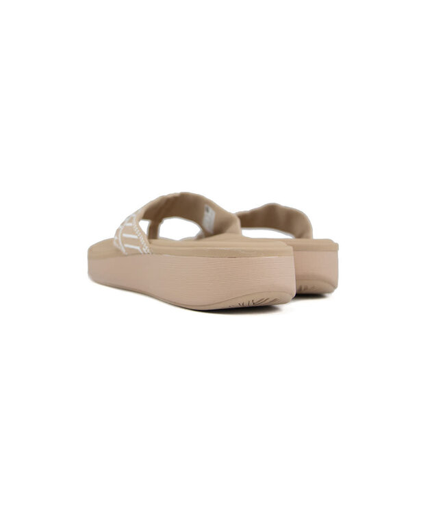 Reef Cushion Cloud TX Oasis Geo