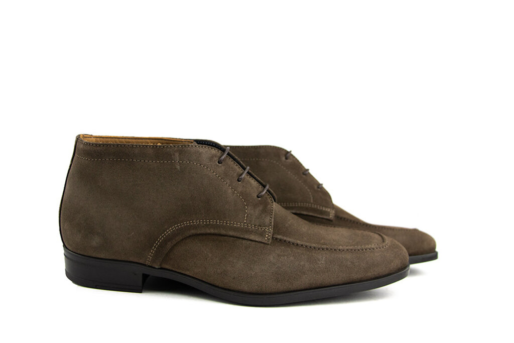 Giorgio Giorgio Hoge Veter Light Boy Saloon