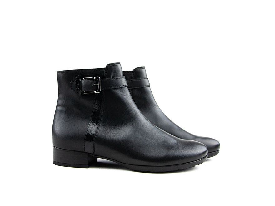 Schlanke Beine Chelsea Boots Kurze Beine Damenstiefeletten Online
