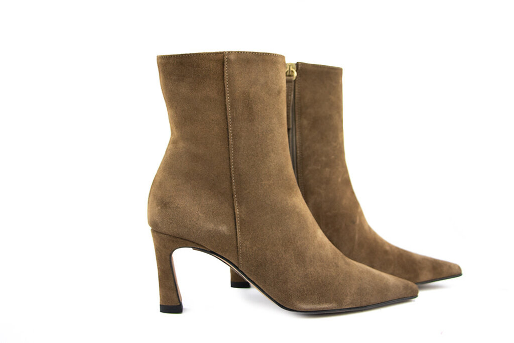 Ángel Alarcón Ángel Alarcón Enkellaars Basket Chaira