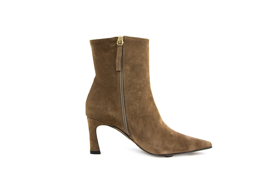 Ángel Alarcón Ángel Alarcón Enkellaars Basket Chaira