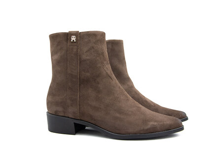 Tommy Hilfiger Tommy Hilfiger Pointy Bootie Lagacy Brown