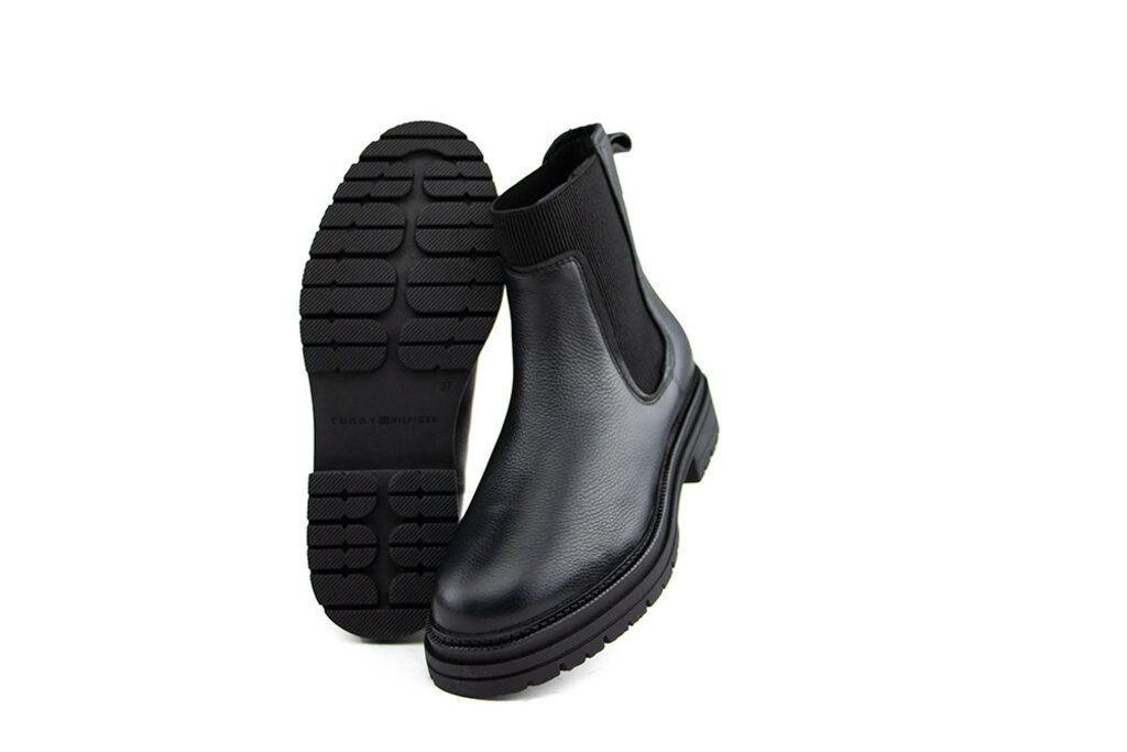 Tommy Hilfiger Tommy Hilfiger Plaque Pebble Chelsea Black