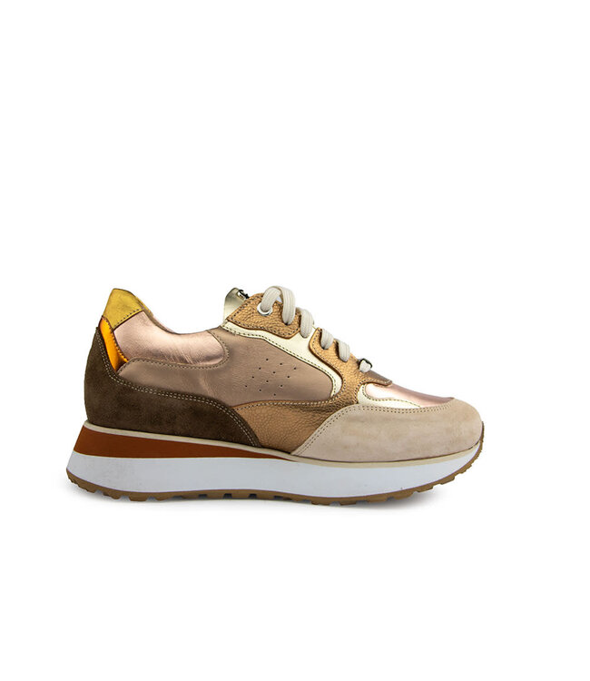 Footnotes Sneaker Esmee Chevreau Luxe Gold K