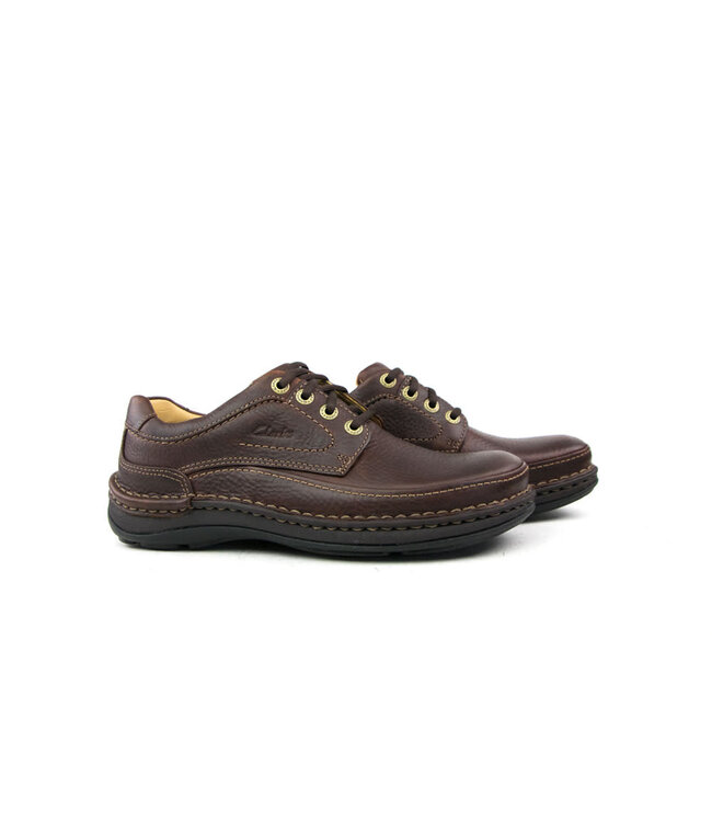 Clarks Nature Three Mahogny Leather I Gratis in NL va €40