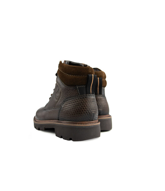 Australian Veterboot Mathew Brown