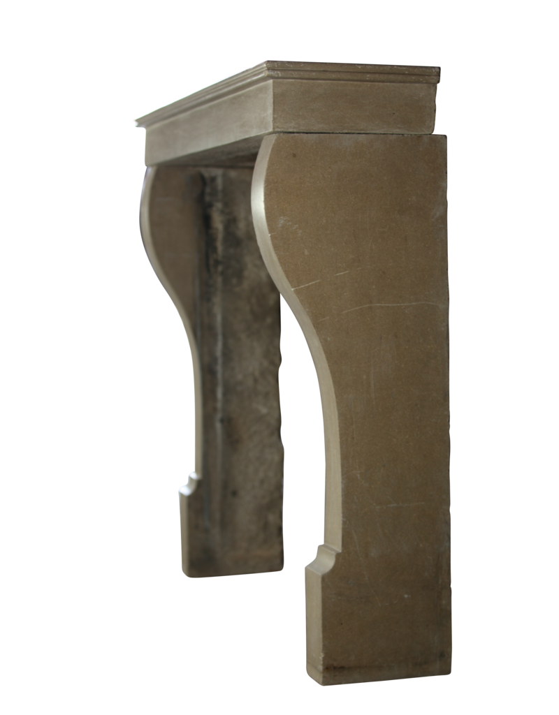 Maison Leon Van den Bogaert Kleine Kaminmaske aus Stein