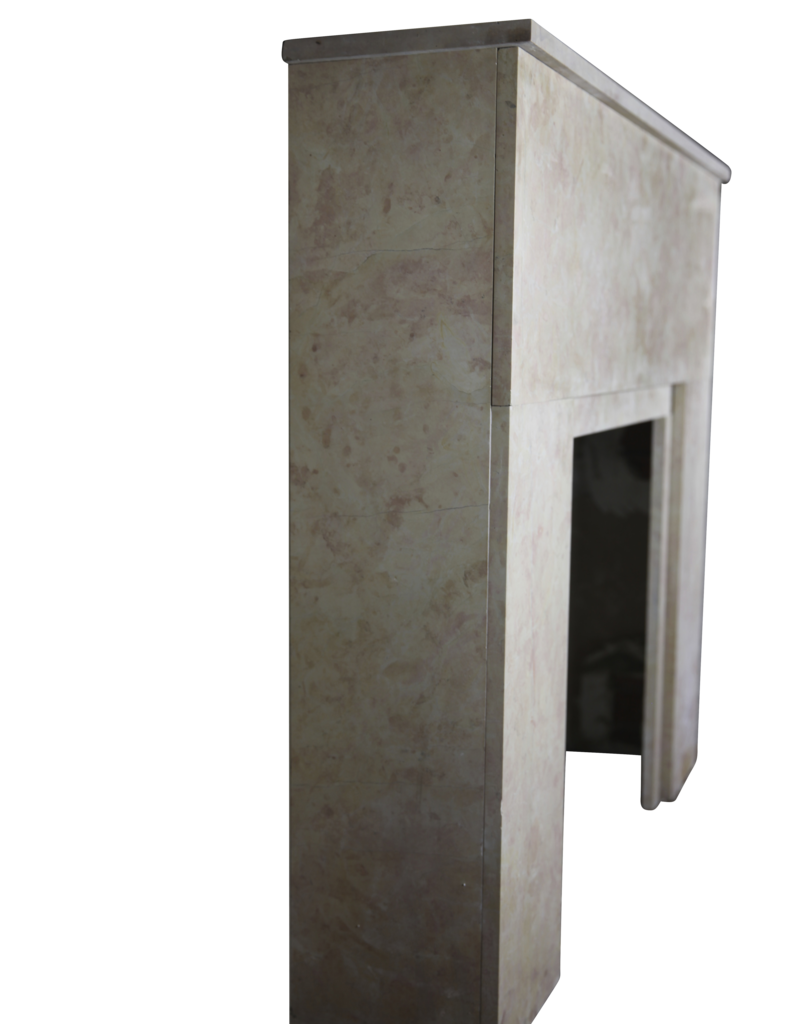 Maison Leon Van den Bogaert Französischer Art-déco-Kamin aus Rose-Liseron-Marmor