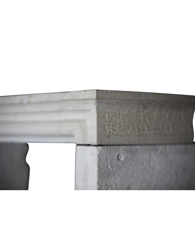 Maison Leon Van den Bogaert Classic French Small Rustic Surround