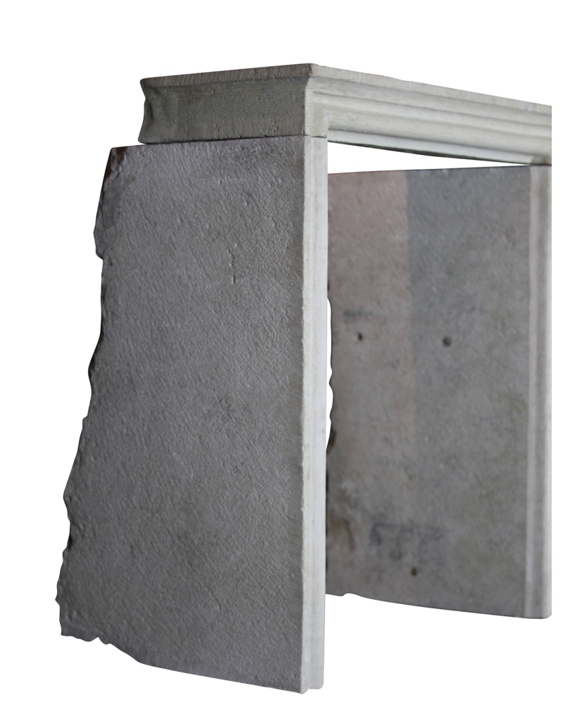Maison Leon Van den Bogaert Classic French Small Rustic Surround