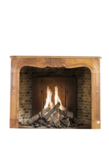 Maison Leon Van den Bogaert Eleganter Kamin im klassischen französischen Stil