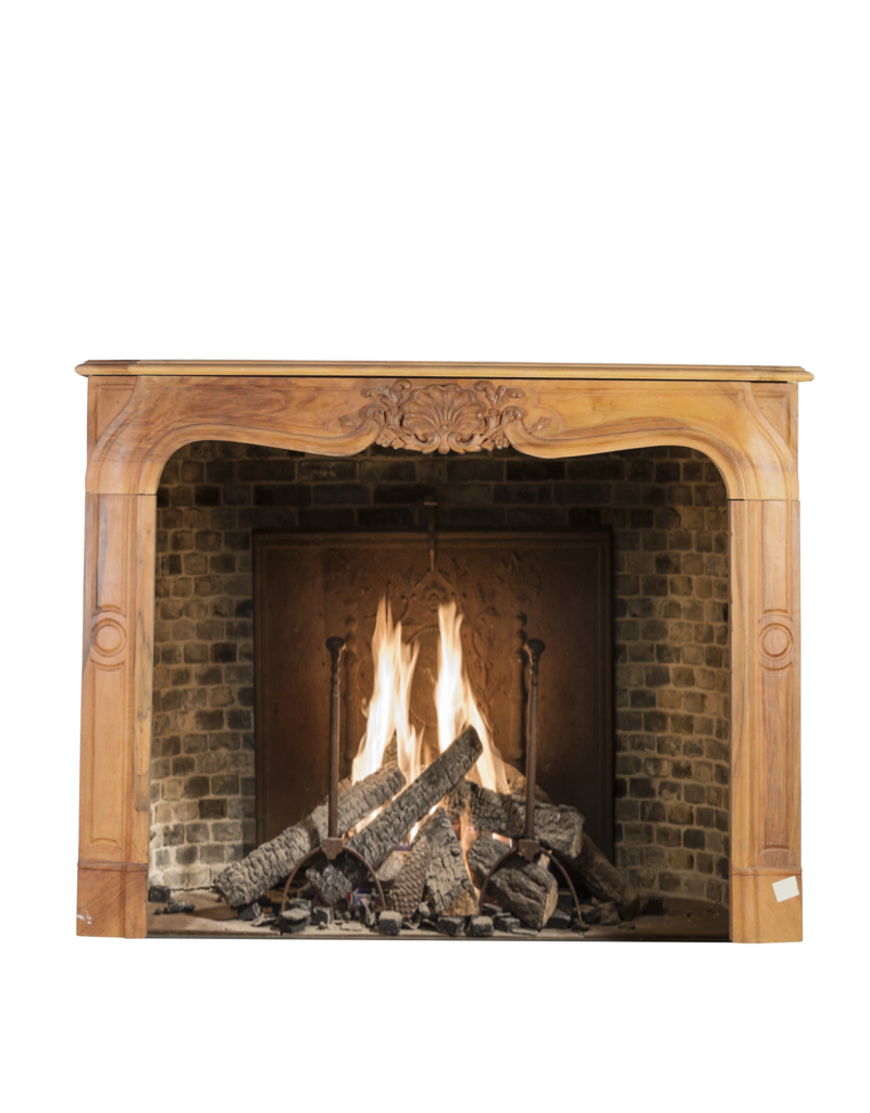 Maison Leon Van den Bogaert Eleganter Kamin im klassischen französischen Stil