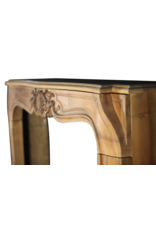Maison Leon Van den Bogaert Eleganter Kamin im klassischen französischen Stil