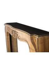 Maison Leon Van den Bogaert Eleganter Kamin im klassischen französischen Stil