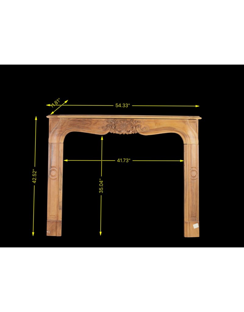 Cheminée Élégante De Style Français Classique