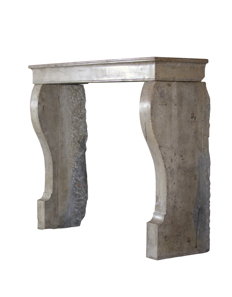 Maison Leon Van den Bogaert Zeitlos elegante Vintage-Kaminmaske