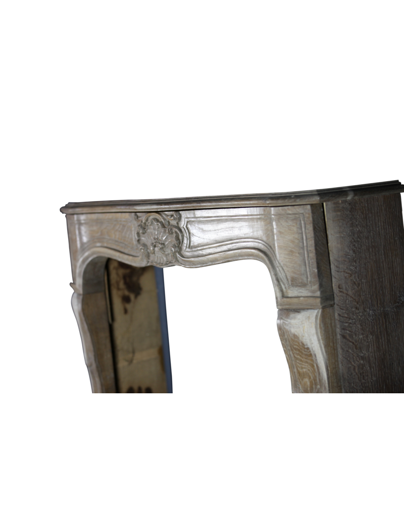 Maison Leon Van den Bogaert Holzkamin im Louis-XV-Stil aus dem 20. Jahrhundert