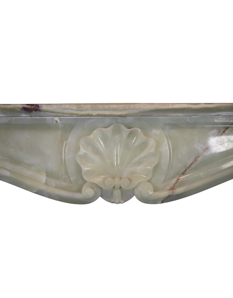Maison Leon Van den Bogaert Klassische Kaminverkleidung aus grünem Onyx