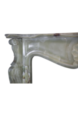 Maison Leon Van den Bogaert Klassische Kaminverkleidung aus grünem Onyx
