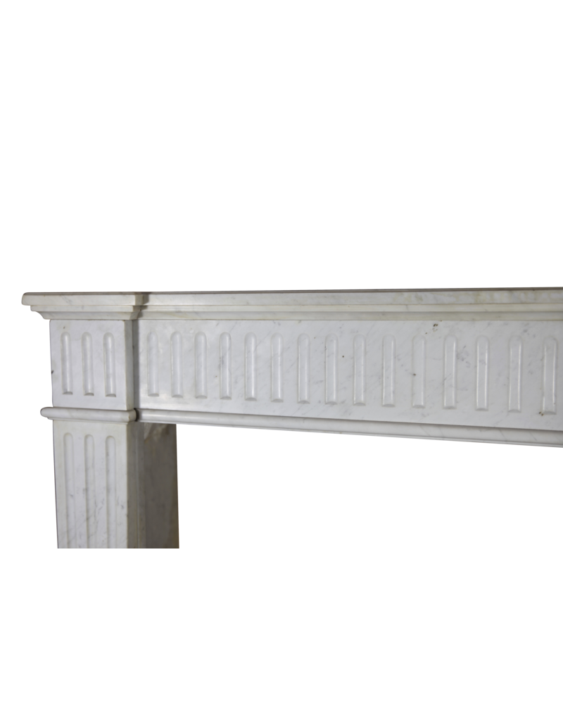 Maison Leon Van den Bogaert Vintage-Kaminmaske aus Carrara-Marmor
