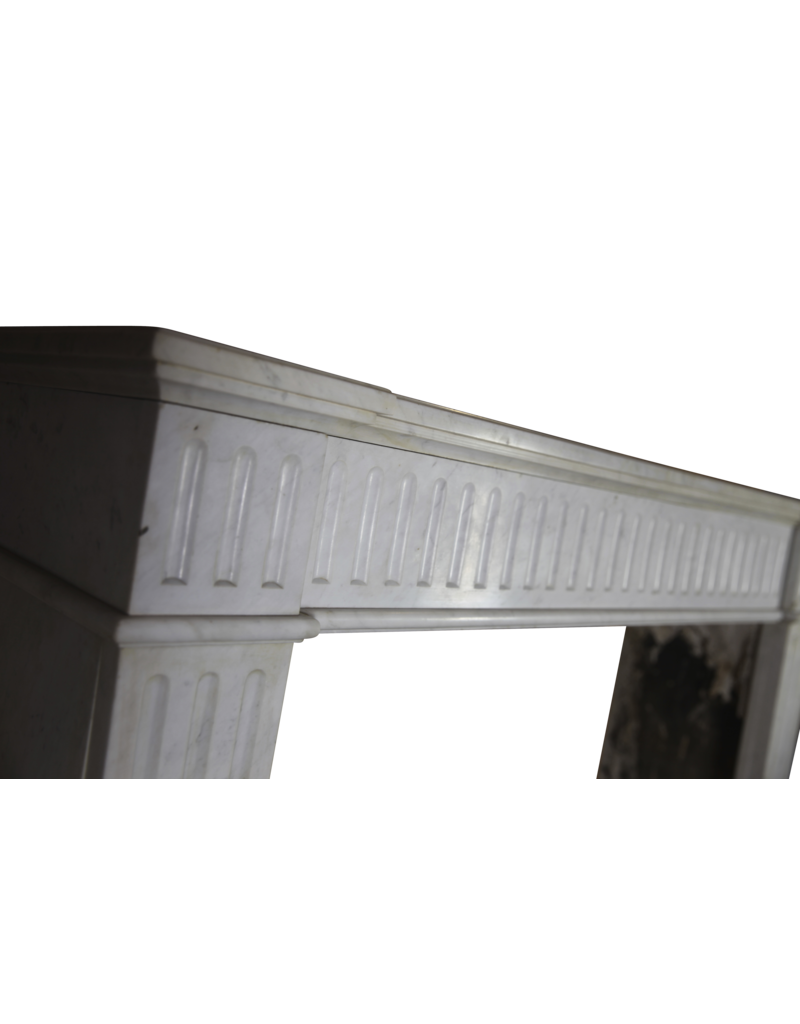 Maison Leon Van den Bogaert Vintage-Kaminmaske aus Carrara-Marmor