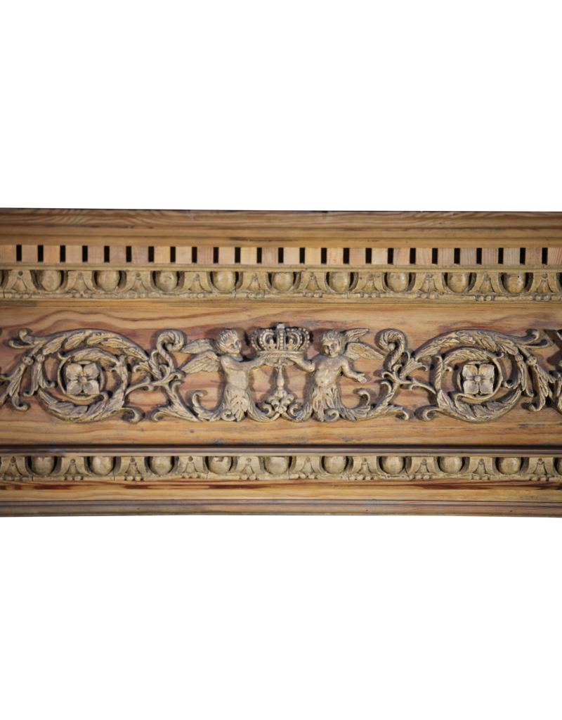 Maison Leon Van den Bogaert Britische Georgianische Kaminmaske aus Kiefernholz