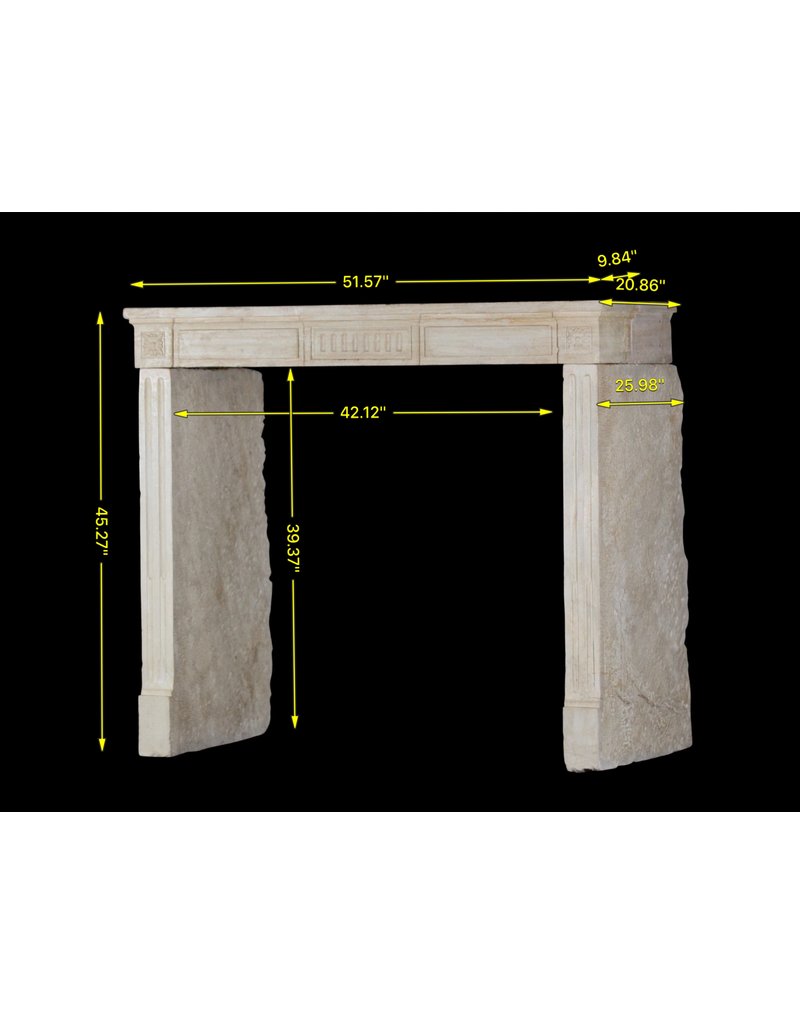 18. Jahrhundert Feine Französisch Kamin Im Kalkstein