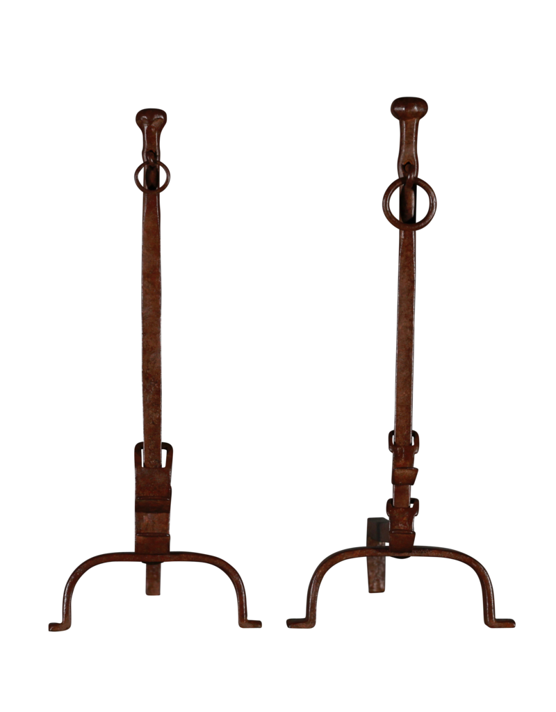 Maison Leon Van den Bogaert 17e-Eeuws Paar Antieke Franse Vuurbokken