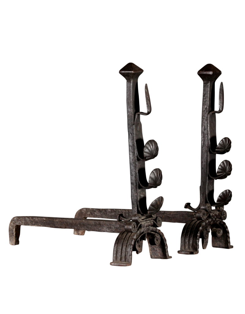 Maison Leon Van den Bogaert Ensemble de chenêts originaux du XVIe siècle