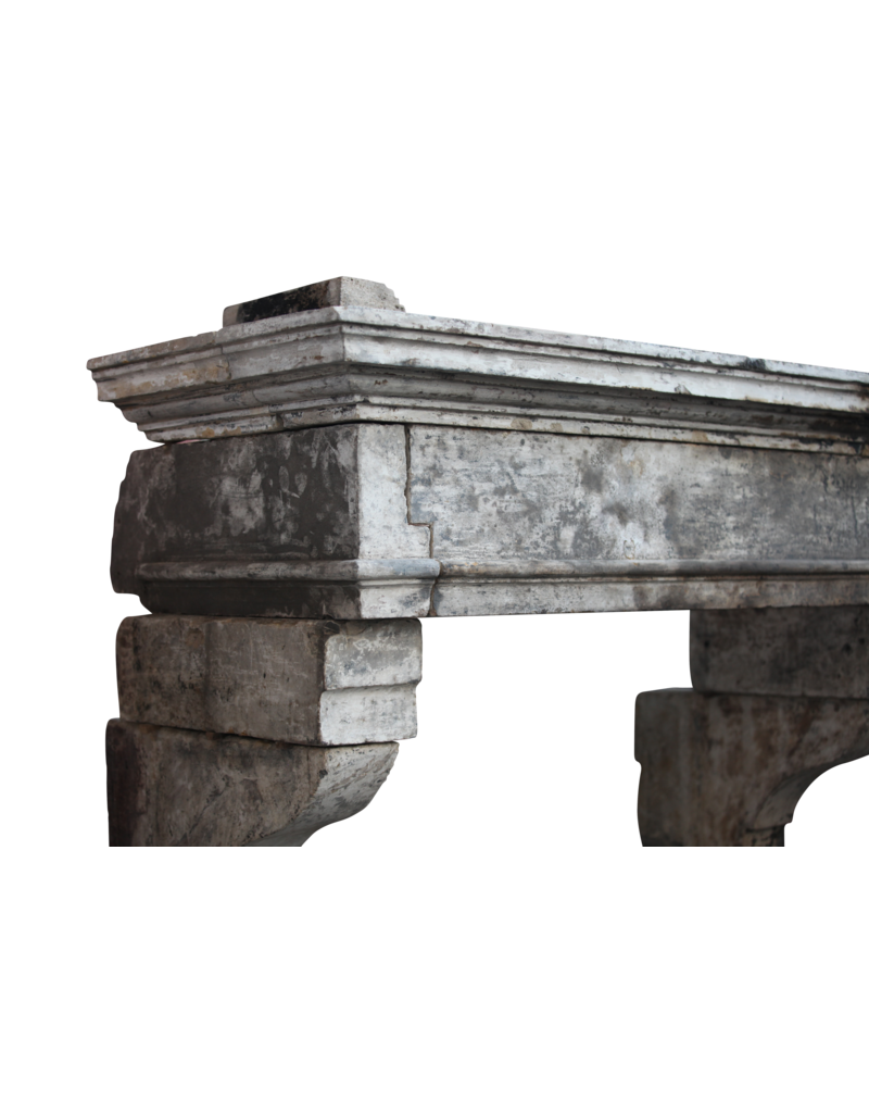 Maison Leon Van den Bogaert Französisch Rustic Louis Xiii Periode Kalkstein Kaminmaske