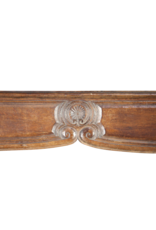Maison Leon Van den Bogaert Rustikale französische Kaminverkleidung aus Eichenholz