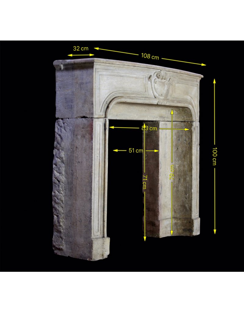 Pequeña Piedra Caliza Francesa Chimenea